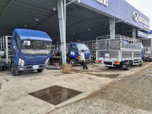 Hyundai Xuyên Việt chuyên đóng thùng xe tải và sửa chữa thùng xe tải