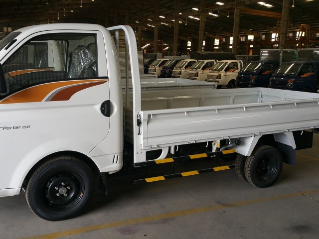New Porter 150 xe tải hyundai H150 thùng lửng